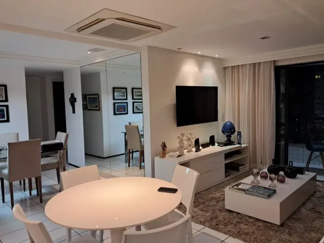 Boa Viagem, 3 Qts+Dependencia+Closet, 2 Suites, Varanda, Alto, Ventilado, Armários, 111m²,