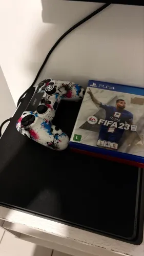 PS4 SLIM - com 15 JOGOS