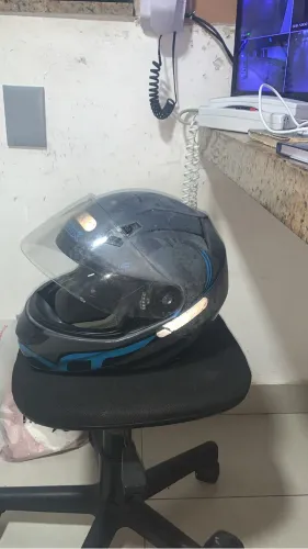 Capacete pra vender 90$