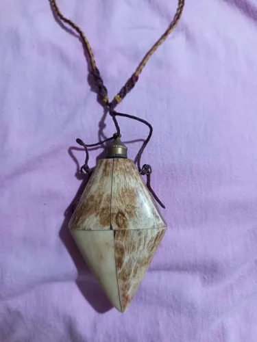 Perfumeiro antigo