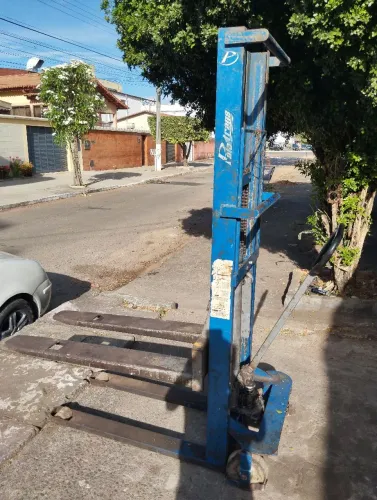 Elevador hidráulico