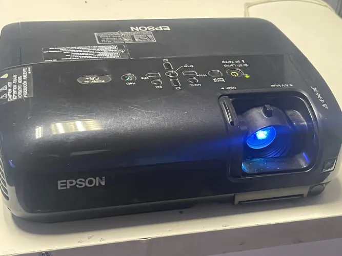Projetor Epson s6+