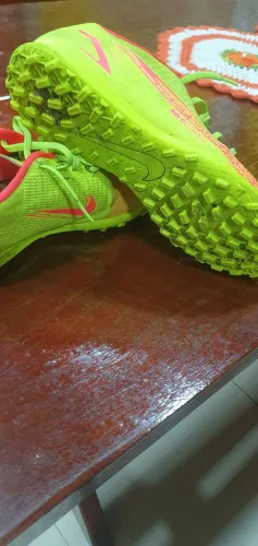 Chuteira society nike