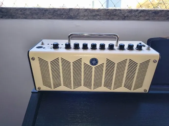Amplificador Yamaha THR-10
