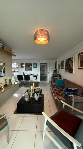 APARTAMENTO A VENDA COM 146M2, 3 SUITES, PONTA DO FAROL, PROXIMO A PRAIA