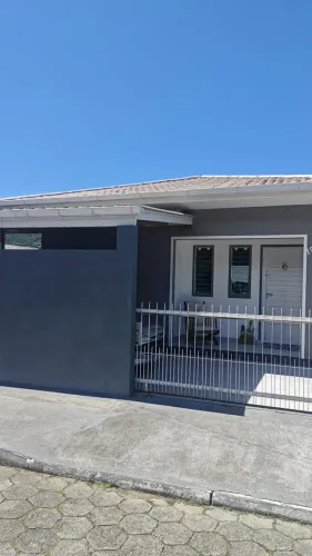 Vendo casa na enseada do Brito palhoça valor 290 mil reais