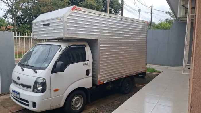 Pequenos fretes mudanças entre outros 
