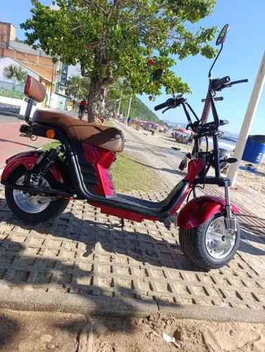 Vendo scooter x13 ano 2026 apenas 4 meses de uso 