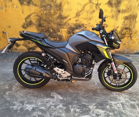 YAMAHA FAZER 250 2024
