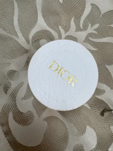 Caixa redonda Dior - diâmetro 5cm