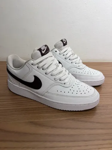 TÊNIS NIKE COURT VISION .