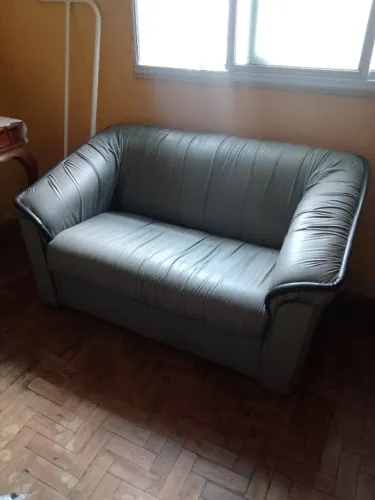 Sofá dois lugares