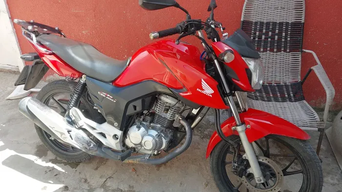 Honda 160 já financiada