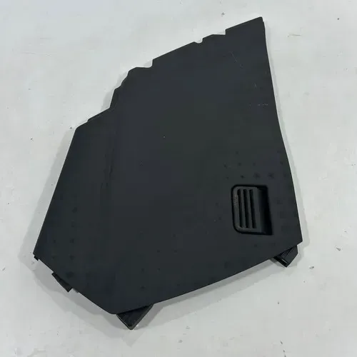 Acabamento Lateral Direito Console Evoque 2012 A 2016
