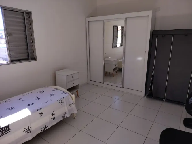 Alugo quarto mobiliado com 17,5mt Presidente Altino Osasco