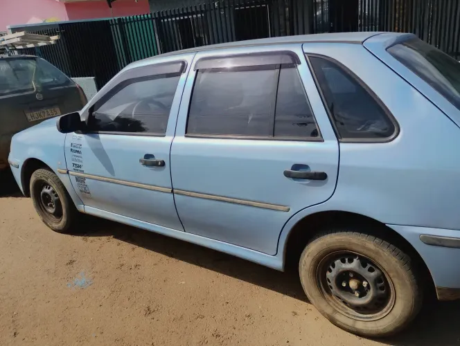 Volkswagen Gol Geração III Plus 1.0 MI 16V Gasolina Mec. 2P 2001
