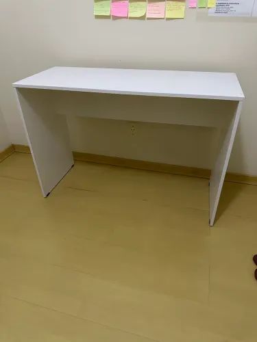 Mesa de Estudos/ Escritório/ Manicure