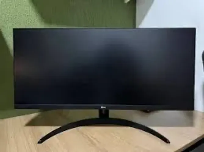 Monitor LG Ultrawide 26"