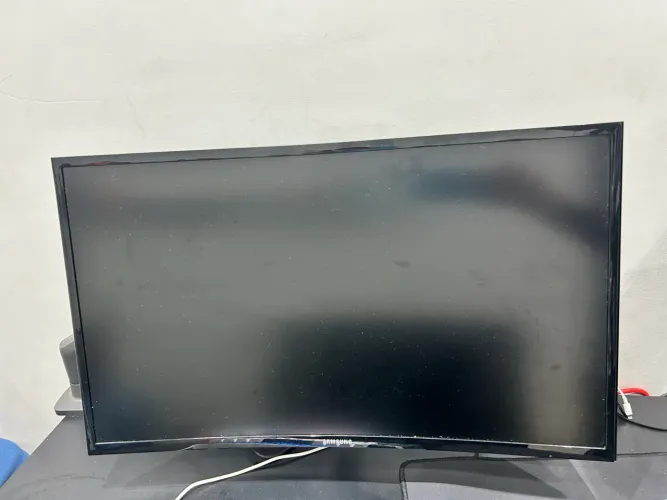 Monitor 27? Led Samsung curvo 
