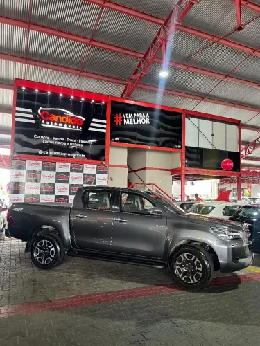Toyota Hilux CD SRX 4X4 2.8 TDI 16V Diesel Aut. 2021