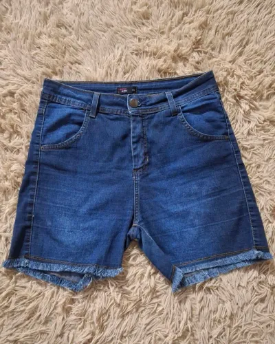 Short Jeans