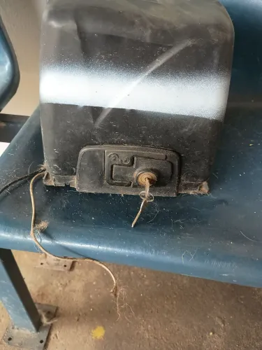 Vendo motor de portão
