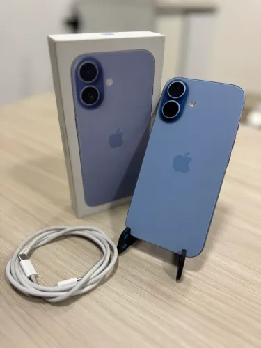 iPhone 17 normal