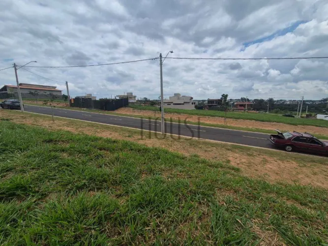 Terreno à venda, 300 m² - Condomínio Terras Alpha Nova Esplanada - Votorantim/SP