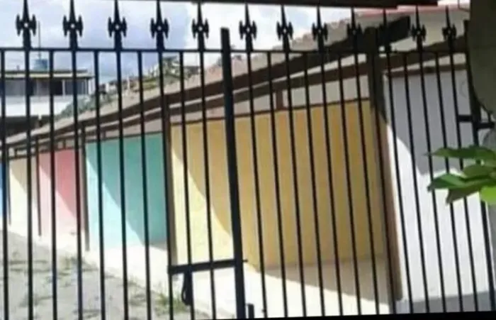 Vendo condomínio com 6 casas em Mendes 