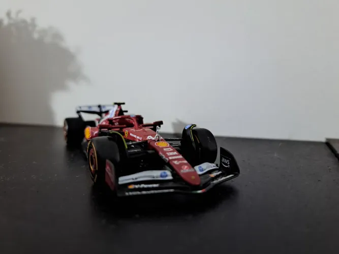 Miniatura Ferrari F1