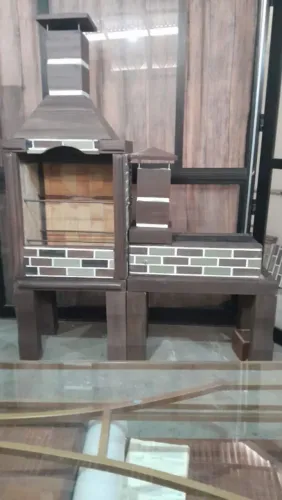 Fogão a lenha com churrasqueira
