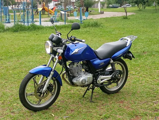 Suzuki Yes 2009