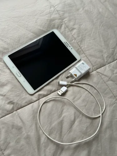 Samsung Galaxy Tab S2 8.0 4G LTE (SM-T719Y)