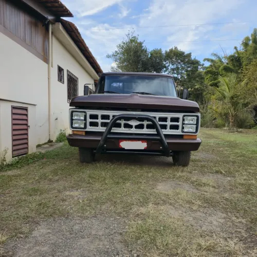 Ford F-1000 S. S. Diesel / S.s. Diesel Turbo 1988