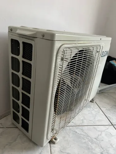 Ar condicionado Elgin 12.000 BTUs Eco Inverter