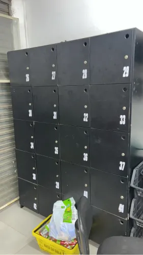 Vendo equipamentos usados para mercado