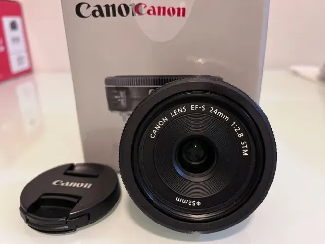 Canon EF-S 24mm f/2.8 STM + caixa original ? excelente estado