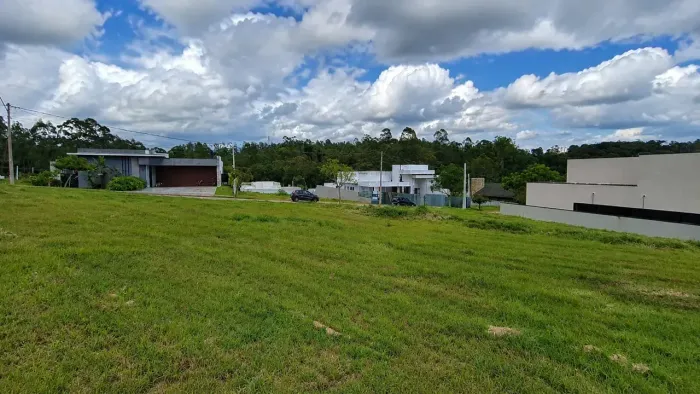 Terreno plano de 800 m² no Terras da Alvorada em Itupeva - SP