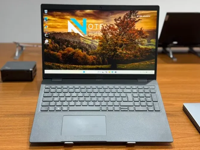 Notebook Dell Latitude 3540 i5 13ª Geração 16GB SSD NVMe 15.6" FHD Teclado Retroiluminado