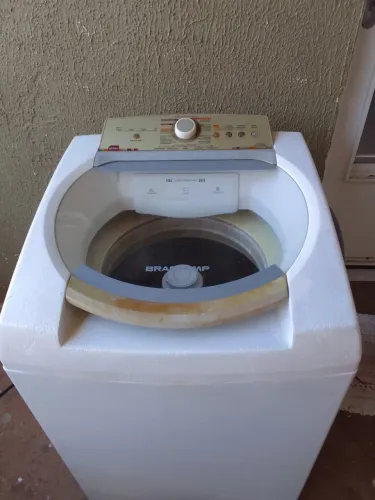 Vende-se máquina de lavar roupa