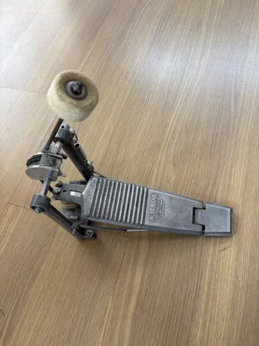Pedal de Bumbo YAMAHA ( Vintage )