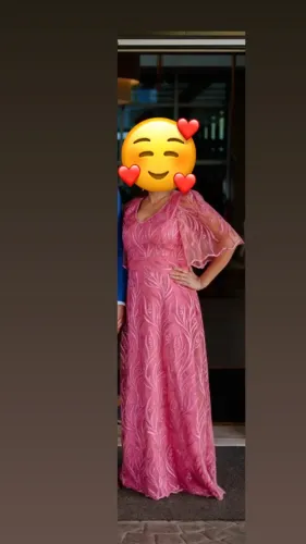 *Vendo* vestido de festa/casamento feito para mãe de noivo, usado 1 vez *Tamanho*: 42/44