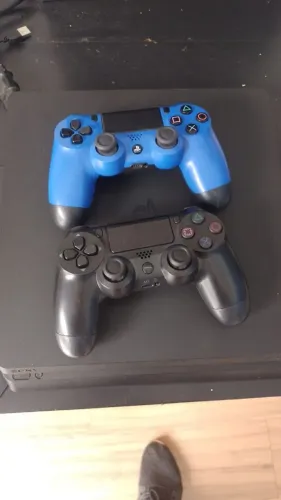 PS4 SLIM