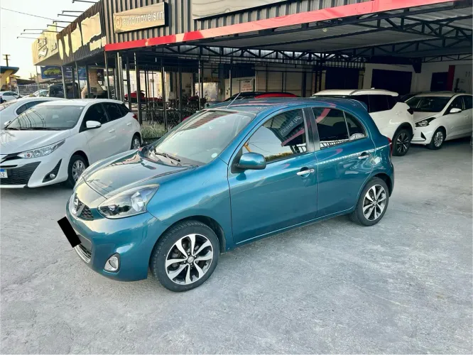 Nissan March SL 1.6 16V Flexstart 5P Aut. 2017