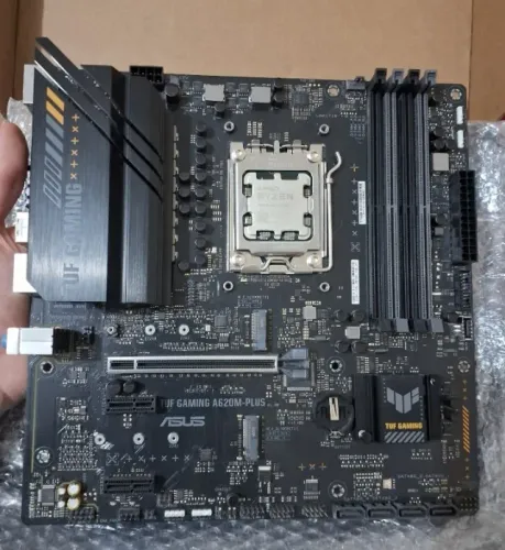 Placa Mãe ASUS TUF GAMING A620AM-PLUS