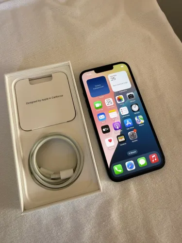 iPhone 13 128GB Meia Noite