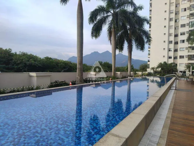 Barra/Península: 2 Quartos (1 Suíte) c/ Varanda no Península Way Residence! 76 metros