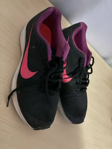 Tênis Nike Feminino 