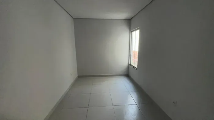 Apto. para aluguel possui 60 metros quadrados com 2 quartos em Residencial Humaitá - Goiân