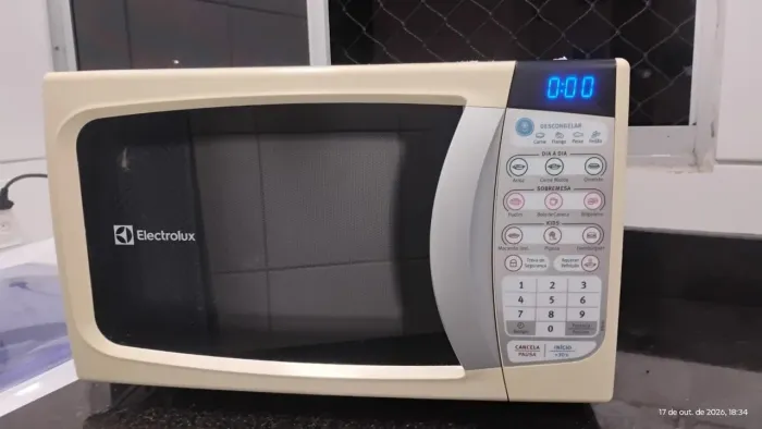 Microondas 20L Eletrolux